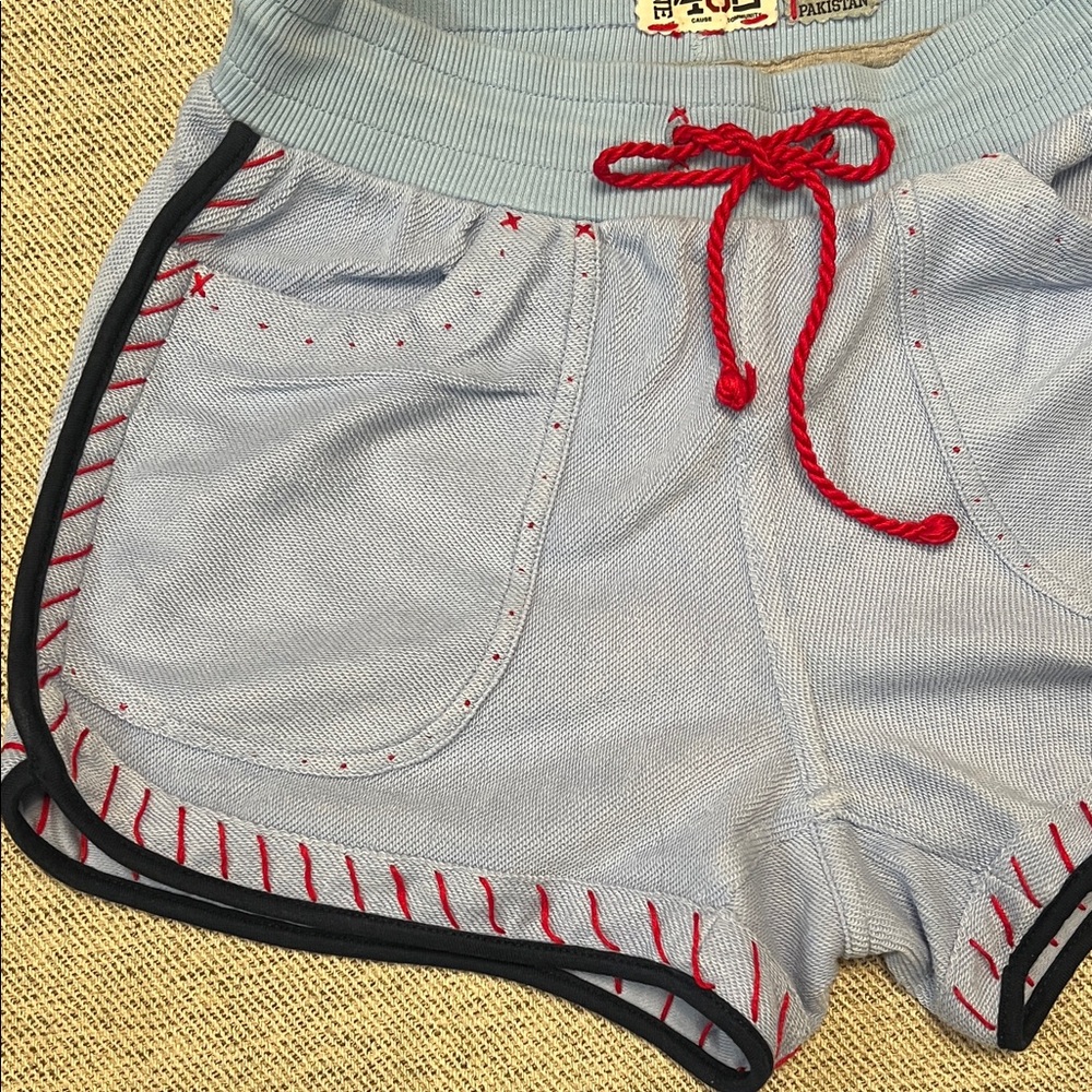 Stylish Light Blue Athletic Shorts with Red Accents‎ - Picture 3 of 7